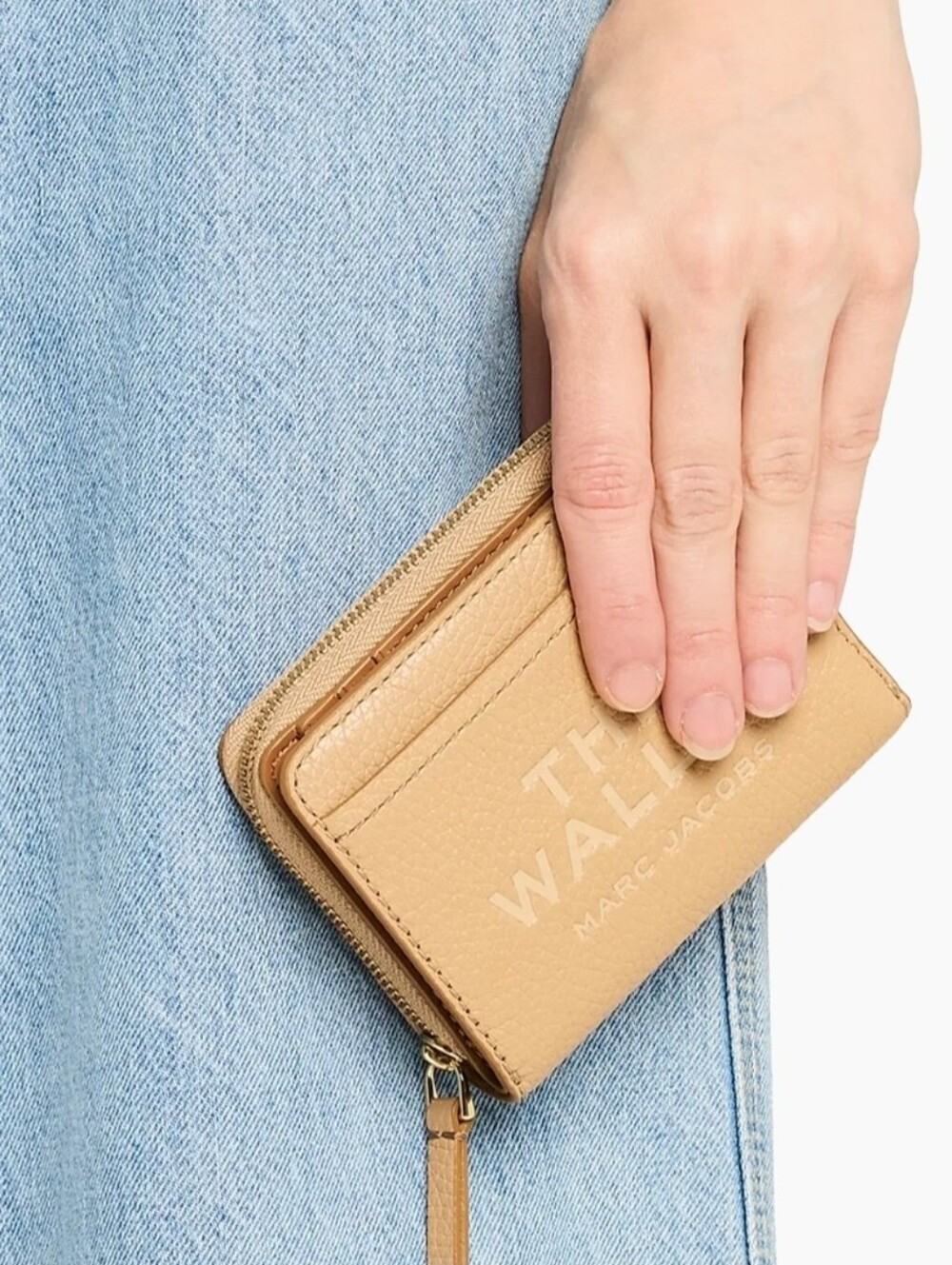 Marc Jacobs Pebbled Leather THE WALLET in Camel - NWT! - Picture 3 of 9
